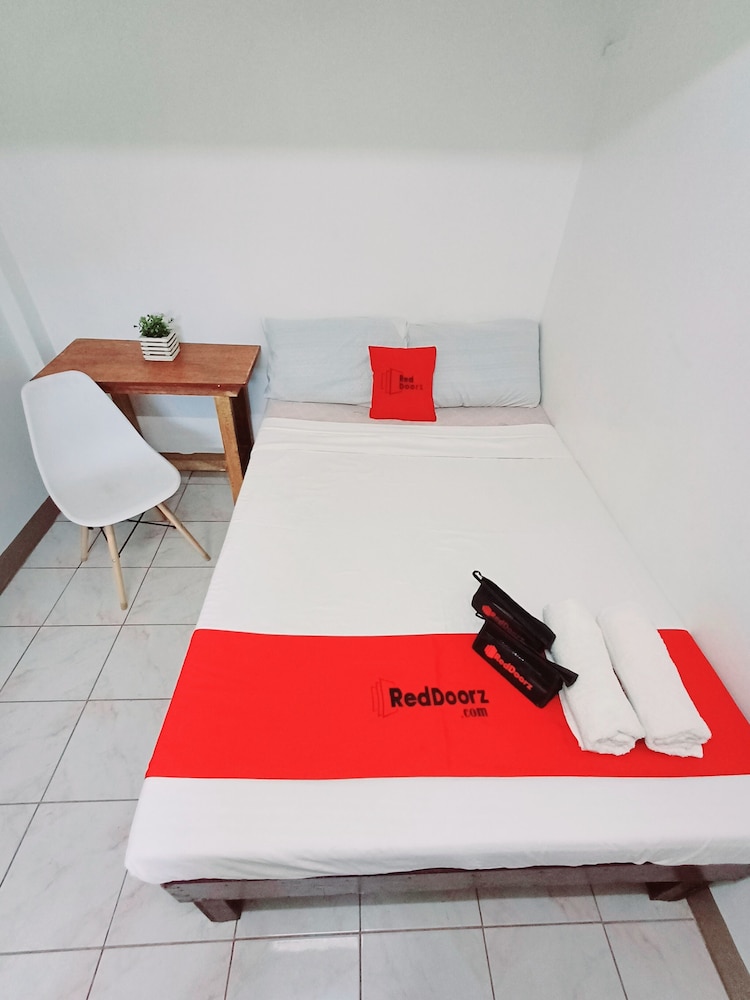 San Juanico Travellers Inn - RedDoorz