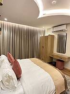 XYZ Hotel