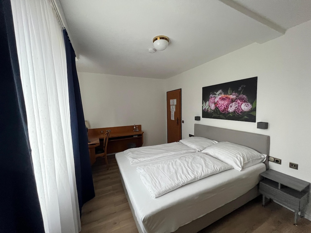 Hotel und Restaurant 9-enhof