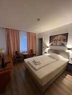 Hotel und Restaurant 9-enhof