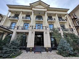 Palace Hotel