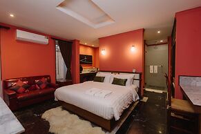 Lunar Mansion Hotel