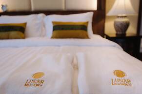 Lunar Mansion Hotel