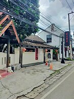 Lunar Mansion Hotel