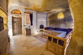 Chakra Special Caves