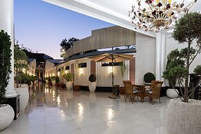 AQUA HOTEL