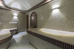 AQUA HOTEL