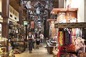 Urban Panda Hostel JBR Dubai
