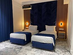 Friday Old City Hotel