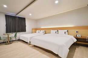 Hotel 701