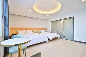 Hotel 701