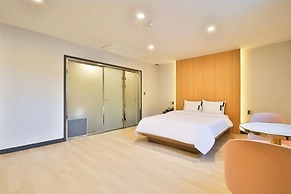 Hotel 701