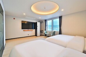 Hotel 701