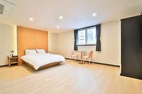 Hotel 701