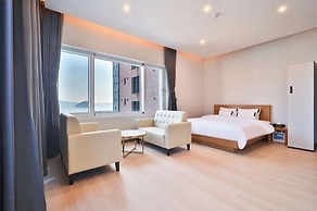 Hotel 701
