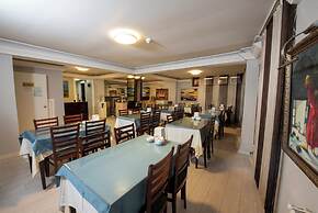 GRAND VATAN HOTEL