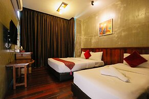 Anggun Hotel