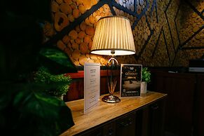 Anggun Hotel