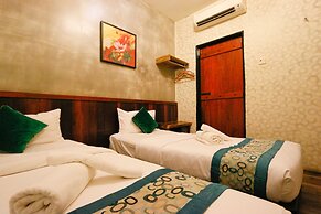 Anggun Hotel