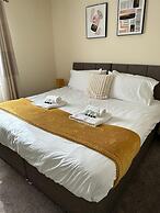 Lovely 2-bed Apartment in Stroud