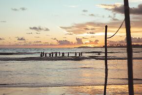 Happy hammocks - Hiriketiya Beach