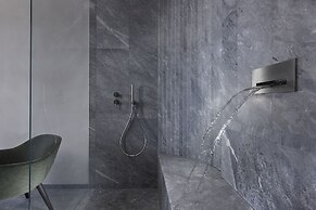 The Bank Hotel - Etruria Collection