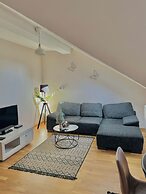 Green Hill Apartment