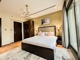 Unforgettable 1BR Burj Khalifa Views