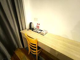 Fusion Hotel