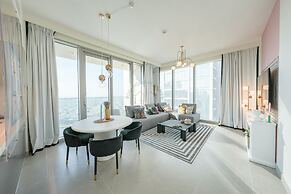 YOGI - Fabulous 2BR Apt Downtown