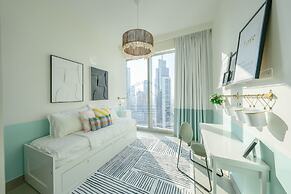 YOGI - Fabulous 2BR Apt Downtown