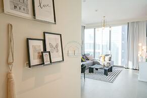 YOGI - Fabulous 2BR Apt Downtown