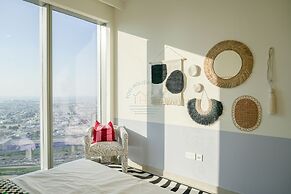YOGI - Fabulous 2BR Apt Downtown