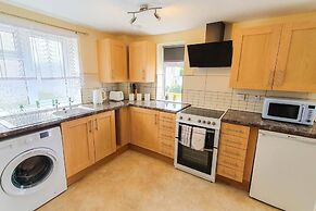Captivating 1-bed Apartment in Stroud