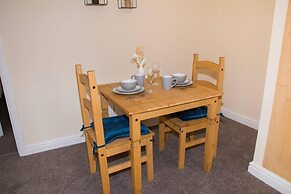 Captivating 1-bed Apartment in Stroud