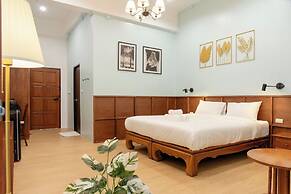 Bania Boutique House