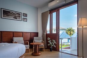 Bania Boutique House