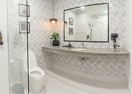 Bania Boutique House