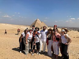 H10 Pyramids View