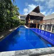 Bright full furnished 2 bedrooms
