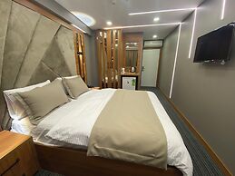 Vipinn hotels
