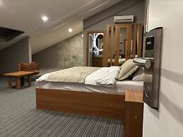 Vipinn hotels