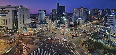 Brown Suites Hotel Sinchon Central