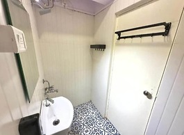 Locomo Hostel Express - Stay Work Eat