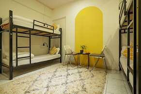 Locomo Hostel Express - Stay Work Eat