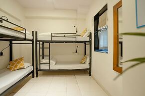 Locomo Hostel Express - Stay Work Eat