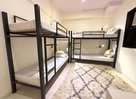 Locomo Hostel Express - Stay Work Eat