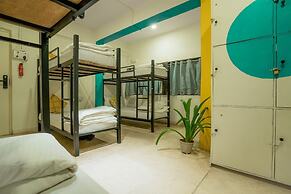 Locomo Hostel Express - Stay Work Eat