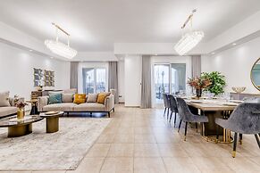 GLOBALSTAY Luxury 3 BR Maid TH Sea View