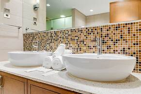 GLOBALSTAY Luxury 3 BR Maid TH Sea View